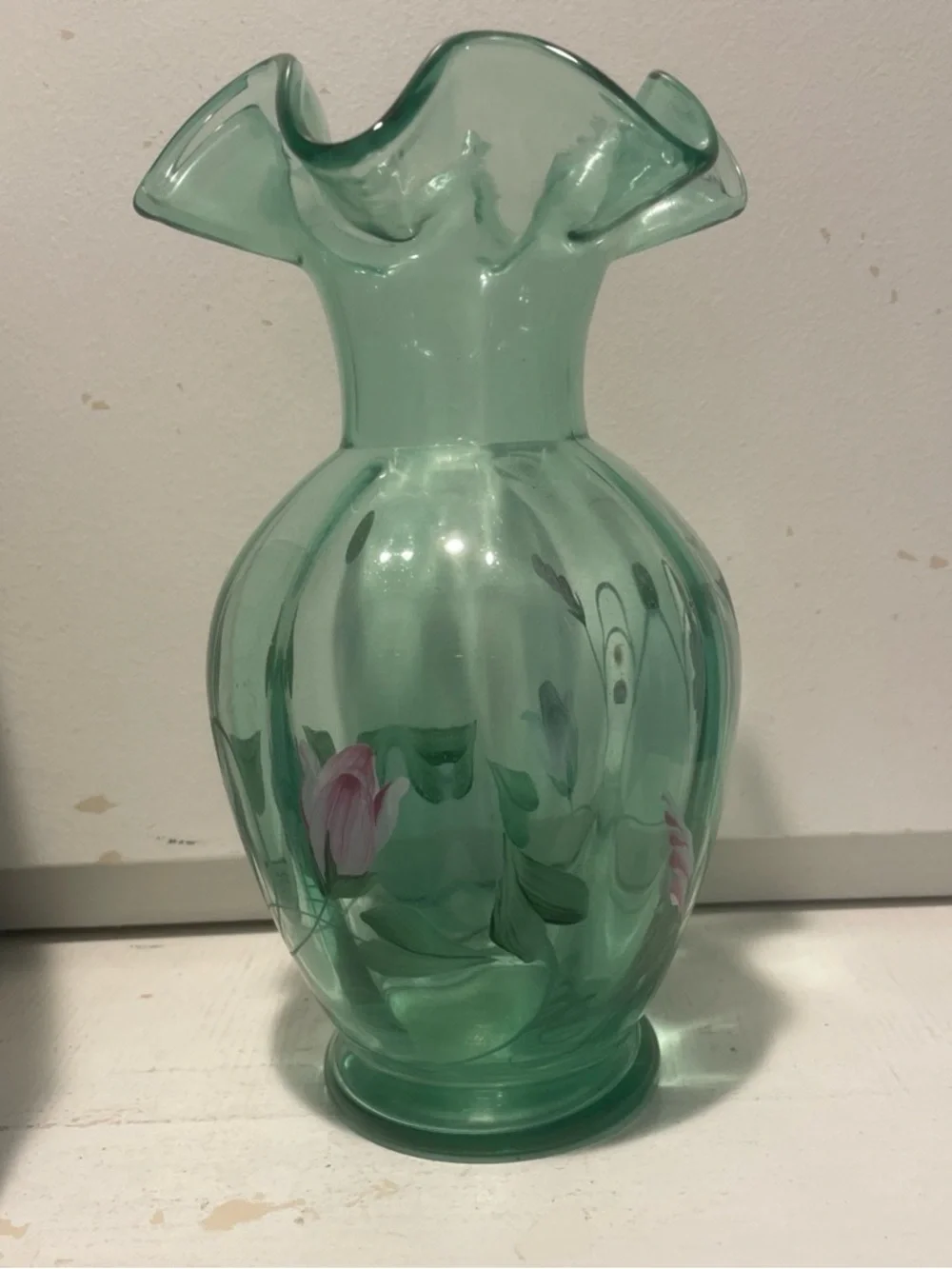 Fenton Hand-Painted and Artist signed Teal Green Glass Vase - Picture 4 of 10